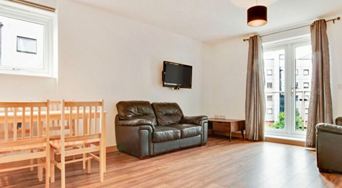 2 Bedroom Flat For Sale In Caelum Drive, Colchester, CO2