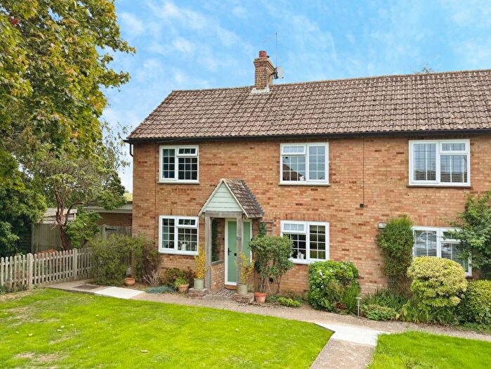 3 Bedroom Semi Detached House For Sale In Heathside, Appledore, Ashford, TN26