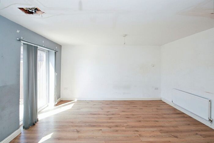 3 Bedroom End Of Terrace House For Sale In Finkle Court, Whittlesey, Peterborough, PE7