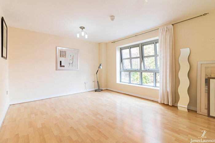 2 Bedroom Apartment To Rent In Point, George Street, Jewellery Quarter, B3