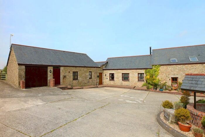 3 Bedroom Barn Conversion For Sale In Burras, Wendron, Helston, TR13