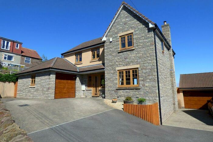 4 Bedroom Detached House To Rent In Harcombe Hill, Winterbourne Down, Bristol, BS36