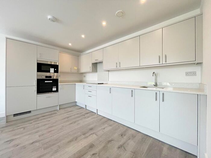 1 Bedroom Flat To Rent In Obelisk House, Obelisk Way, Camberley, GU15