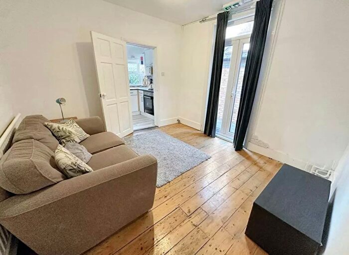 2 Bedroom Terraced House To Rent In Adelaide Grove, London, W12