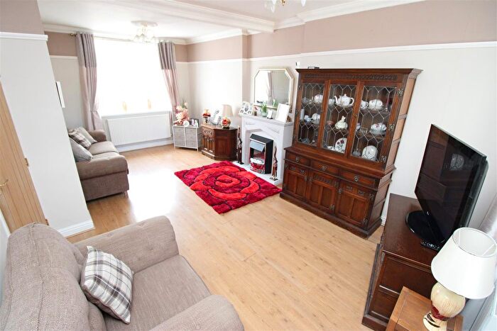 3 Bedroom End Of Terrace House For Sale In Elm Street, Aberbargoed, Bargoed, CF81