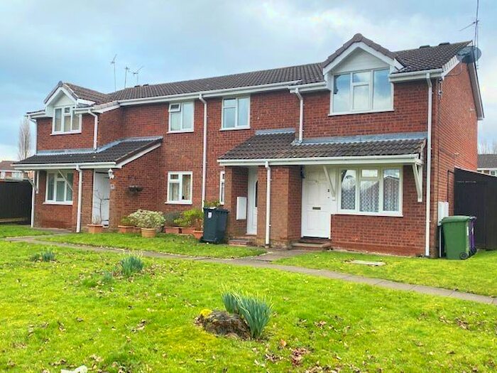 2 Bedroom Flat To Rent In Ryhope Walk, Wolverhampton WV9