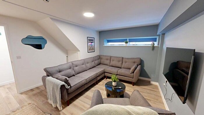 3 Bedroom House To Rent In , Mark Lane, BS1