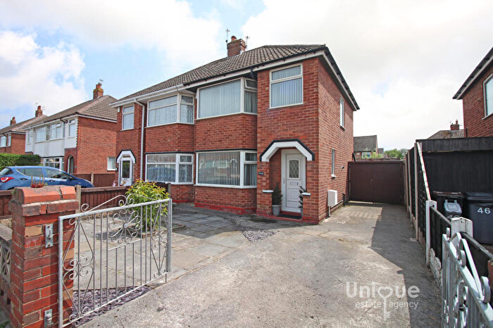 3 Bedroom Semi-Detached House For Sale In Briarwood Drive, Blackpool, FY2