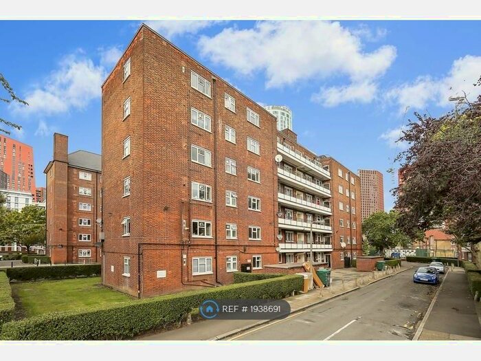 2 Bedroom Flat To Rent In Norman House, London, SW8
