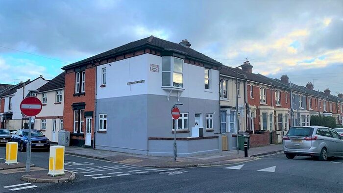 1 Bedroom Property To Rent In Francis Avenue, Southsea, PO4