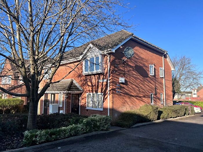 2 Bedroom Flat To Rent In Willow Road, Aylesbury, HP19