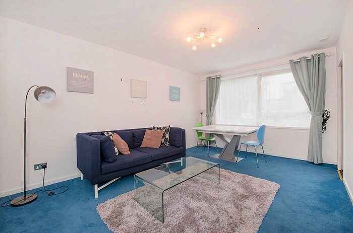 1 Bedroom Flat To Rent In Westbourne Grove Terrace, London, W2