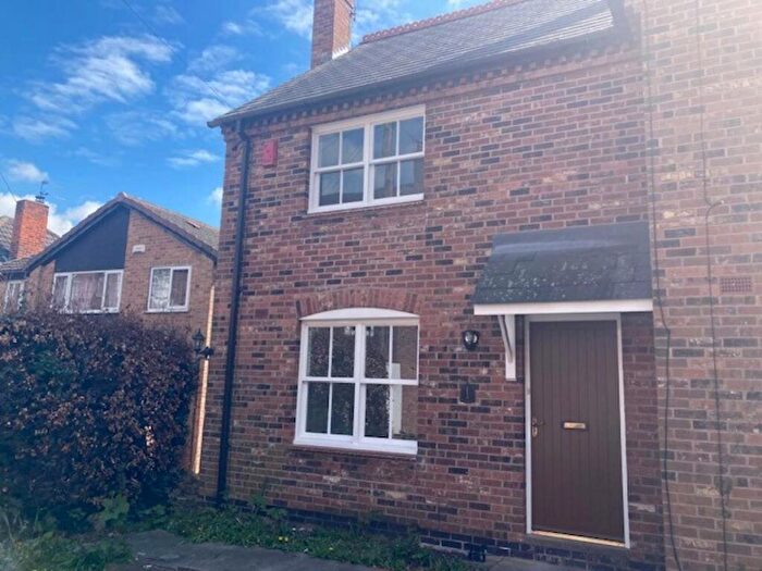 3 Bedroom Mews To Rent In Bedroom Mews, Abbot Mews, Darley Abbey, DE22