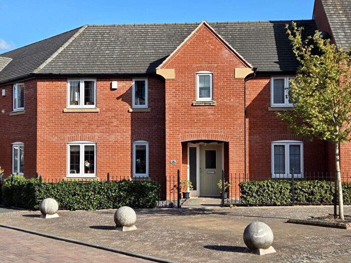 3 Bedroom Terraced House For Sale In Roundhouse Drive, Cawston, CV22