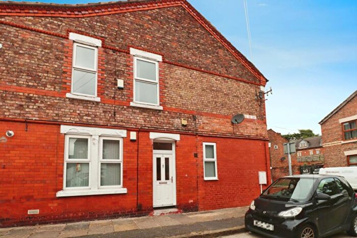 2 Bedroom Flat To Rent In Victoria Road, Bebington, CH63