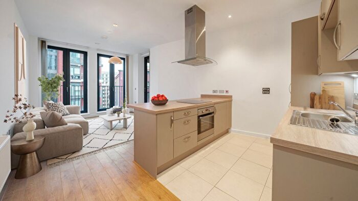 1 Bedroom Flat To Rent In Malthouse Road, London, SW11