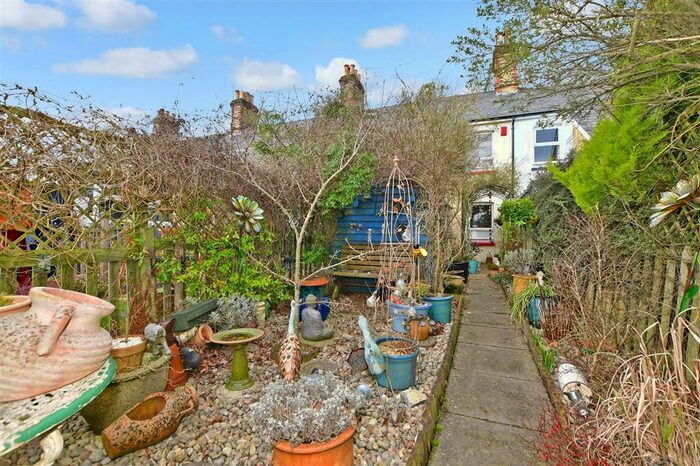 2 Bedroom Terraced House For Sale In Thurnham Lane, Bearsted, Maidstone, Kent, ME14