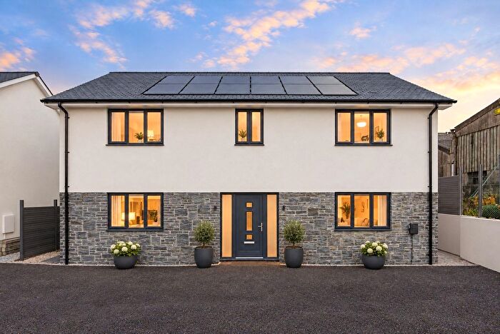 4 Bedroom Detached House For Sale In Black Cross, Newquay, Cornwall, TR8