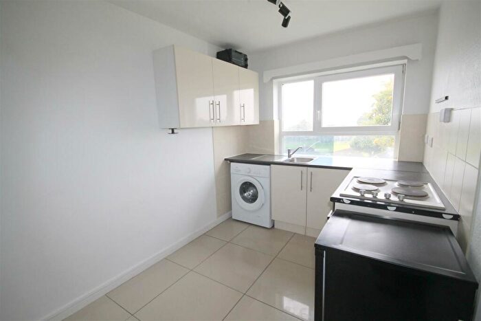 1 Bedroom Flat To Rent In Cleeve Lodge Close, Downend, Bristol, BS16