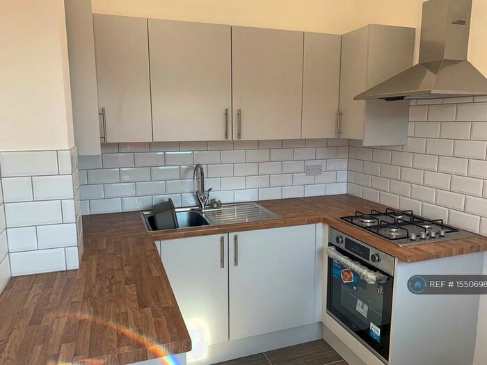 1 Bedroom Flat To Rent In Nelson Street, Chesterfield, S41