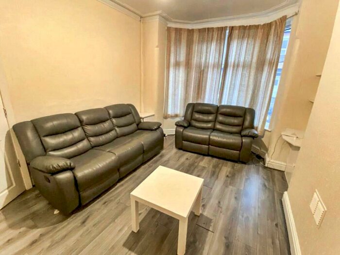 4 Bedroom Terraced House To Rent In Filey Road, Fallowfield, M14