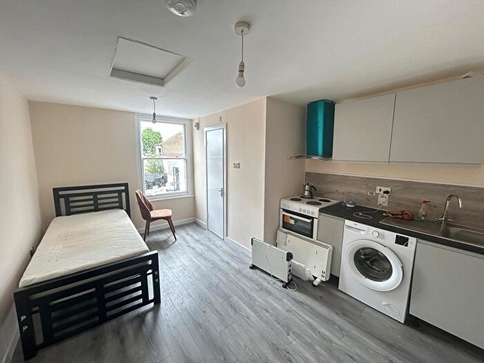 Studio To Rent In Studio, Hertford Road, Enfield, EN3
