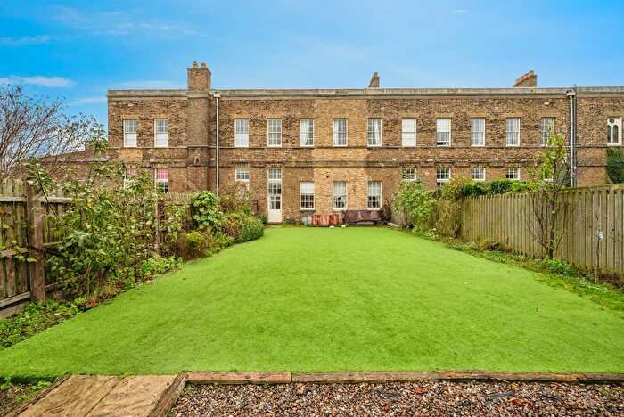 4 Bedroom Terraced House For Sale In Royal Naval Hospital, Great Yarmouth, NR30