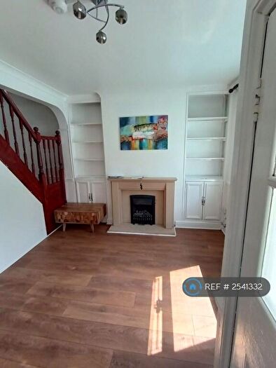 3 Bedroom Semi-Detached House To Rent In Cyfarthfa Street, Cardiff, CF24