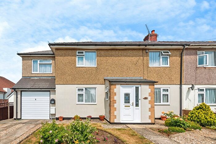 3 Bedroom Semi-Detached House For Sale In Moredon Road, Swindon, Wiltshire, SN25