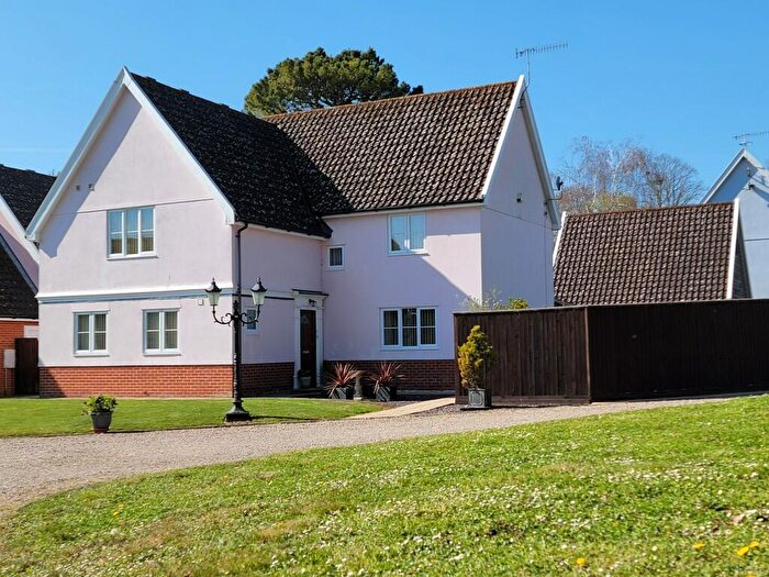 4 Bedroom Detached House For Sale In Oak Grove, Sproughton, Ipswich, Suffolk, IP8