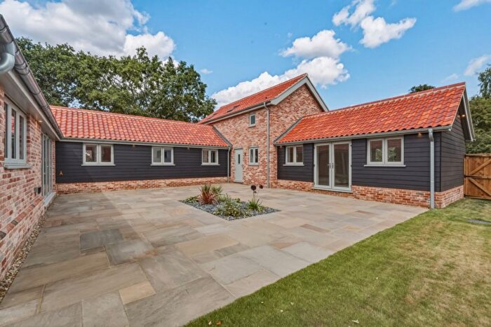5 Bedroom Detached House For Sale In Nightingale Close, Knodishall, IP17