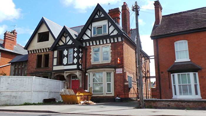 1 Bedroom Flat To Rent In Lode Lane, Solihull, B91