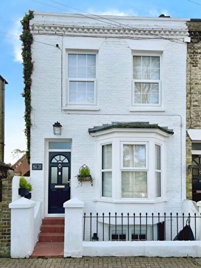 2 Bedroom House To Rent In High Street, St Peters, Broadstairs, CT10