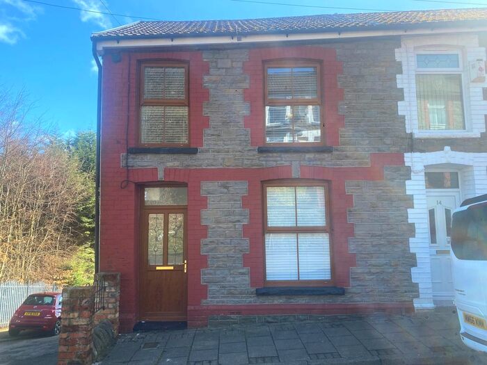 3 Bedroom End Of Terrace House To Rent In Clifton Street, Cwmparc, CF42