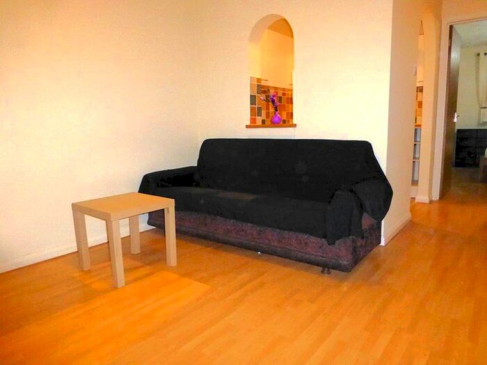 1 Bedroom Maisonette To Rent In North Wembley, Middlesex, HA0