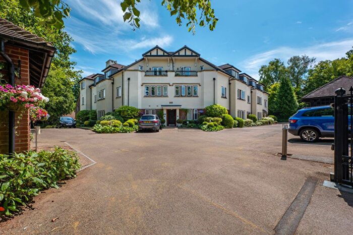 1 Bedroom Flat For Sale In Roedean Road, Tunbridge Wells, TN2