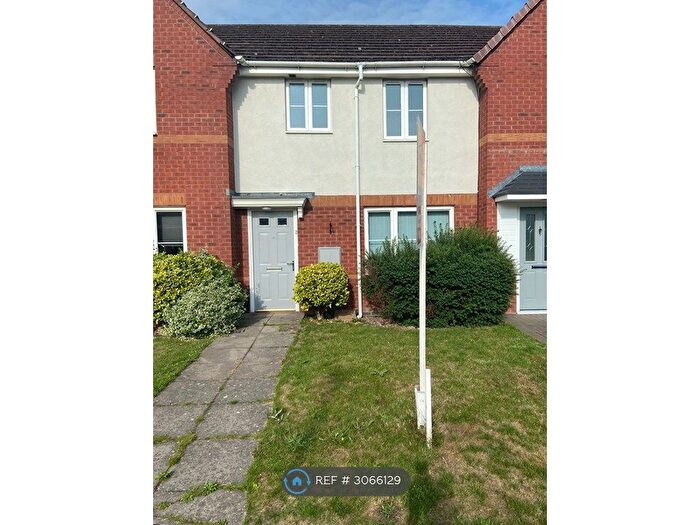 3 Bedroom Terraced House To Rent In Moorhen Close, Brownhills, Walsall, WS8