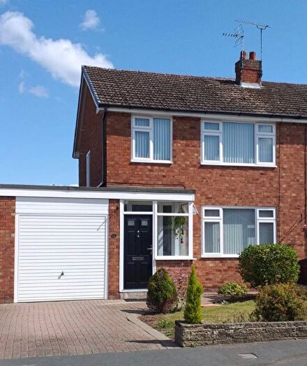 3 Bedroom Semi-Detached House To Rent In Sandringham Drive, Wistaston, Crewe, CW2