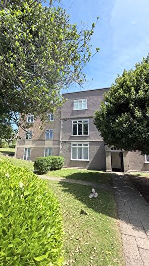 2 Bedroom Flat To Rent In Royal Crescent, Weston-Super-Mare, BS23
