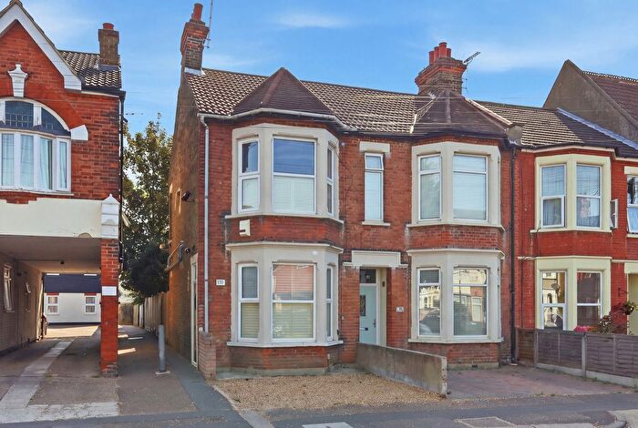 2 Bedroom Semi-Detached House For Sale In Christchurch Road, Southend-On-Sea, SS2