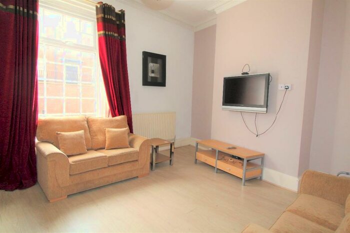 5 Bedroom Terraced House To Rent In Christian Road, Preston, PR1