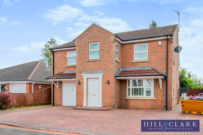 4 Bedroom Detached House To Rent In Jackson Drive, PE20