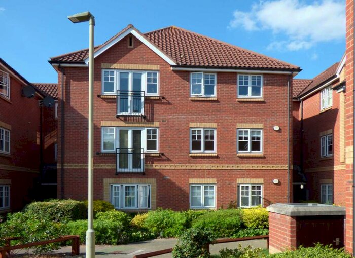 2 Bedroom Flat To Rent In Little Field, Littlemore Oxford, OX4