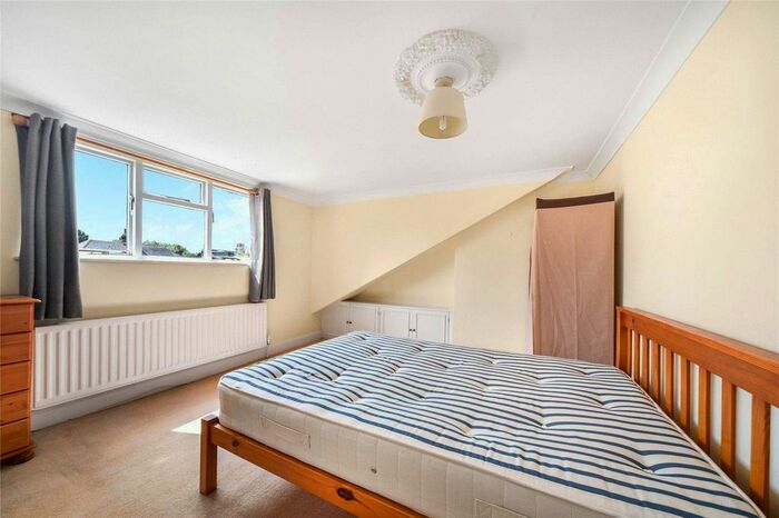 2 Bedroom Maisonette To Rent In Elms Crescent, , Abbeville Village, London, SW4