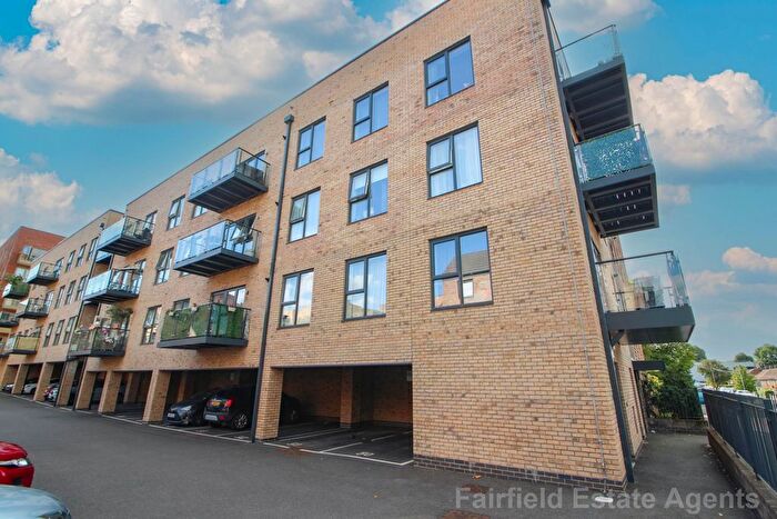 2 Bedroom Flat For Sale In Blackwell Place, South Oxhey, WD19