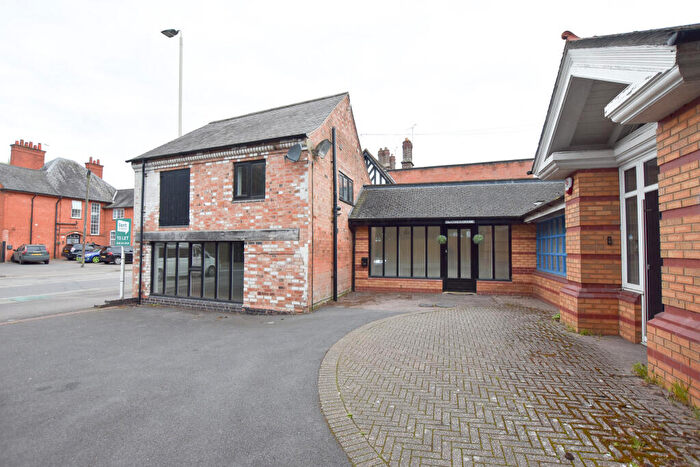 2 Bedroom Coach House To Rent In Bushloe End, Wigston, LE18