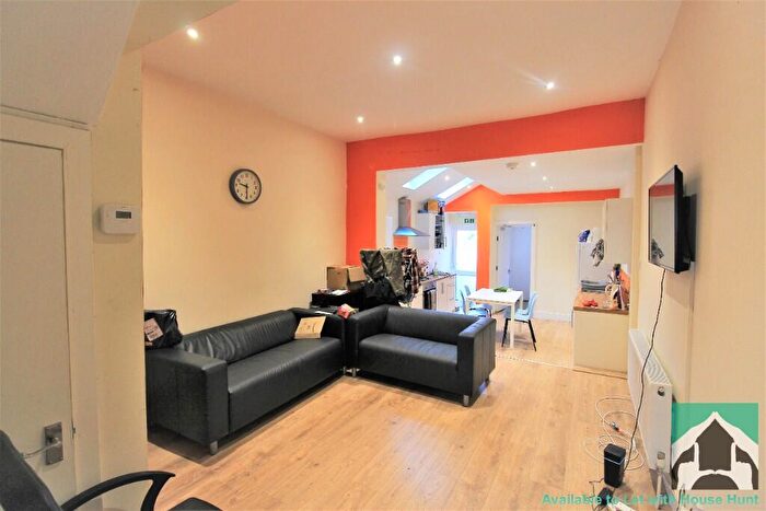 5 Bedroom Terraced House To Rent In Croydon Road, Birmingham, B29