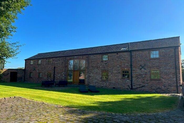 3 Bedroom Property To Rent In Farnworth Road, Warrington, WA5