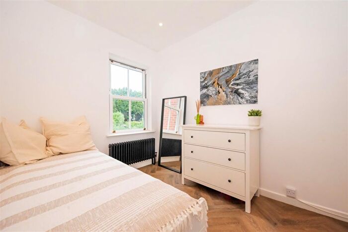 2 Bedroom Semi-Detached House For Sale In Winchester Street, Farnborough, GU14