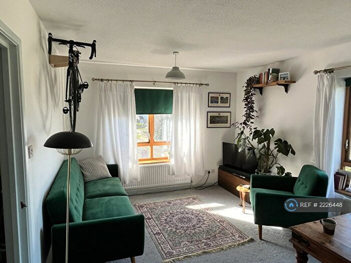 1 Bedroom Flat To Rent In Carlton Court, Chesterton, Cambridge, CB4